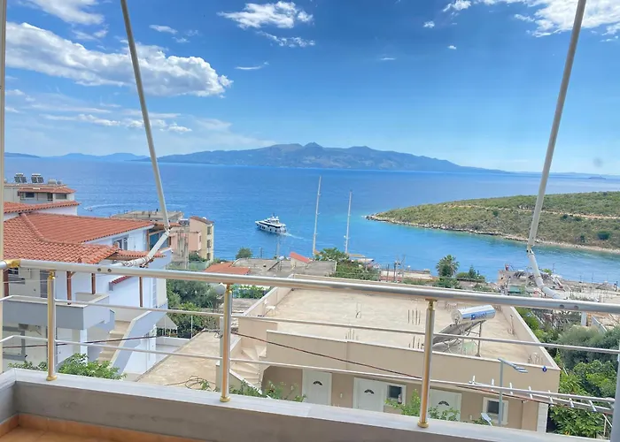 Sea View Apartment *